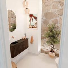 JOYA 90cm toiletmeubel kleur Walnut. Wastafel FAYE positie Links Zonder kraangat kleur Urban.