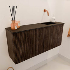JOYA 90cm toiletmeubel kleur Walnut. Wastafel FAYE positie Rechts Zonder kraangat kleur Urban.