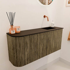 JOYA 91,6cm toiletmeubel ronding links kleur Dusk. Wastafel FAYE positie Rechts Zonder kraangat kleur Urban.