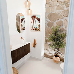 JOYA 91,6cm toiletmeubel ronding links kleur Walnut. Wastafel FAYE positie Rechts Zonder kraangat kleur Talc.