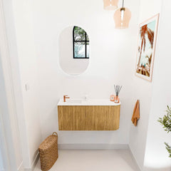 JOYA 91,6cm toiletmeubel ronding rechts kleur Oak. Wastafel FAYE positie Links 1 kraangat kleur Talc.