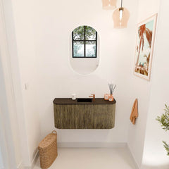 JOYA 93,2cm toiletmeubel ronding links + rechts kleur Dusk. Wastafel FAYE positie Midden 1 kraangat kleur Urban.