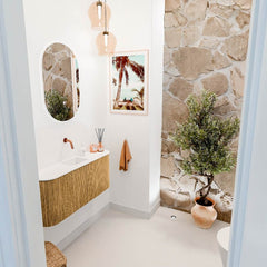 JOYA 93,2cm toiletmeubel ronding links + rechts kleur Oak. Wastafel FAYE positie Midden Zonder kraangat kleur Talc.