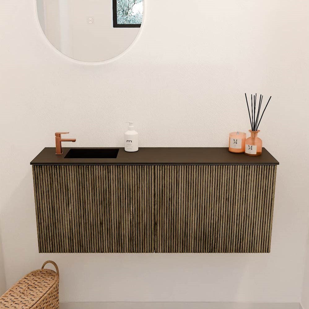 JOYA 100cm toiletmeubel kleur Dusk. Wastafel FAYE positie Links 1 kraangat kleur Urban.