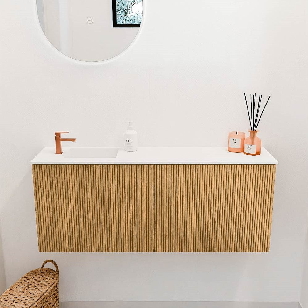 JOYA 100cm toiletmeubel kleur Oak. Wastafel FAYE positie Links 1 kraangat kleur Talc.