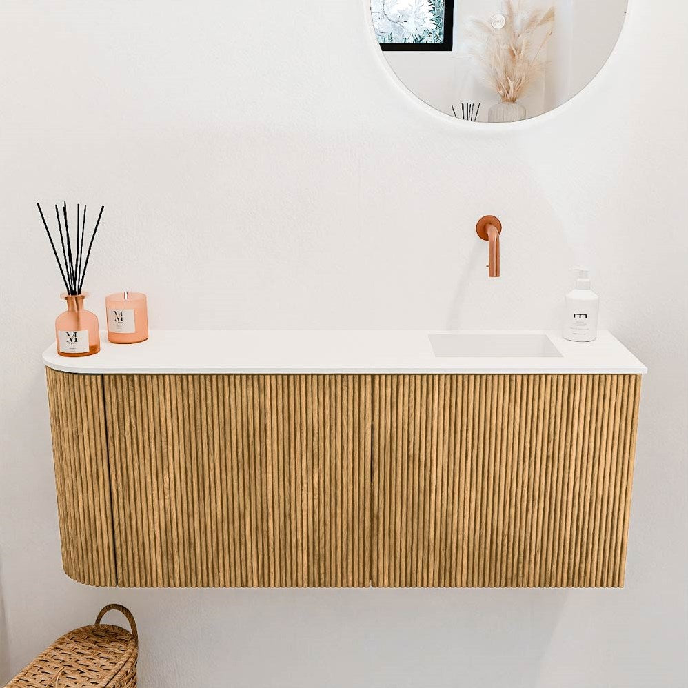 JOYA 101,6cm toiletmeubel ronding links kleur Oak. Wastafel FAYE positie Rechts Zonder kraangat kleur Talc.