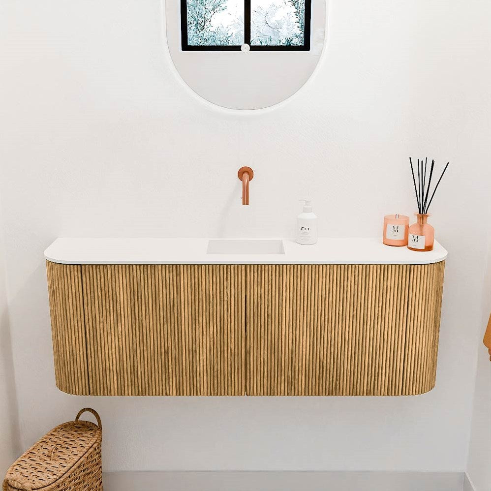 JOYA 113,2cm toiletmeubel ronding links + rechts kleur Oak. Wastafel FAYE positie Midden Zonder kraangat kleur Talc.