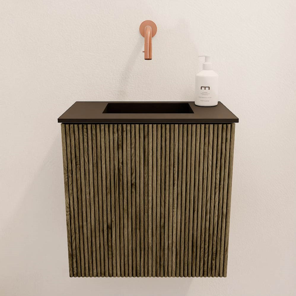 JOYA 40cm toiletmeubel kleur Dusk. Wastafel FAYE positie Midden Zonder kraangat kleur Urban.