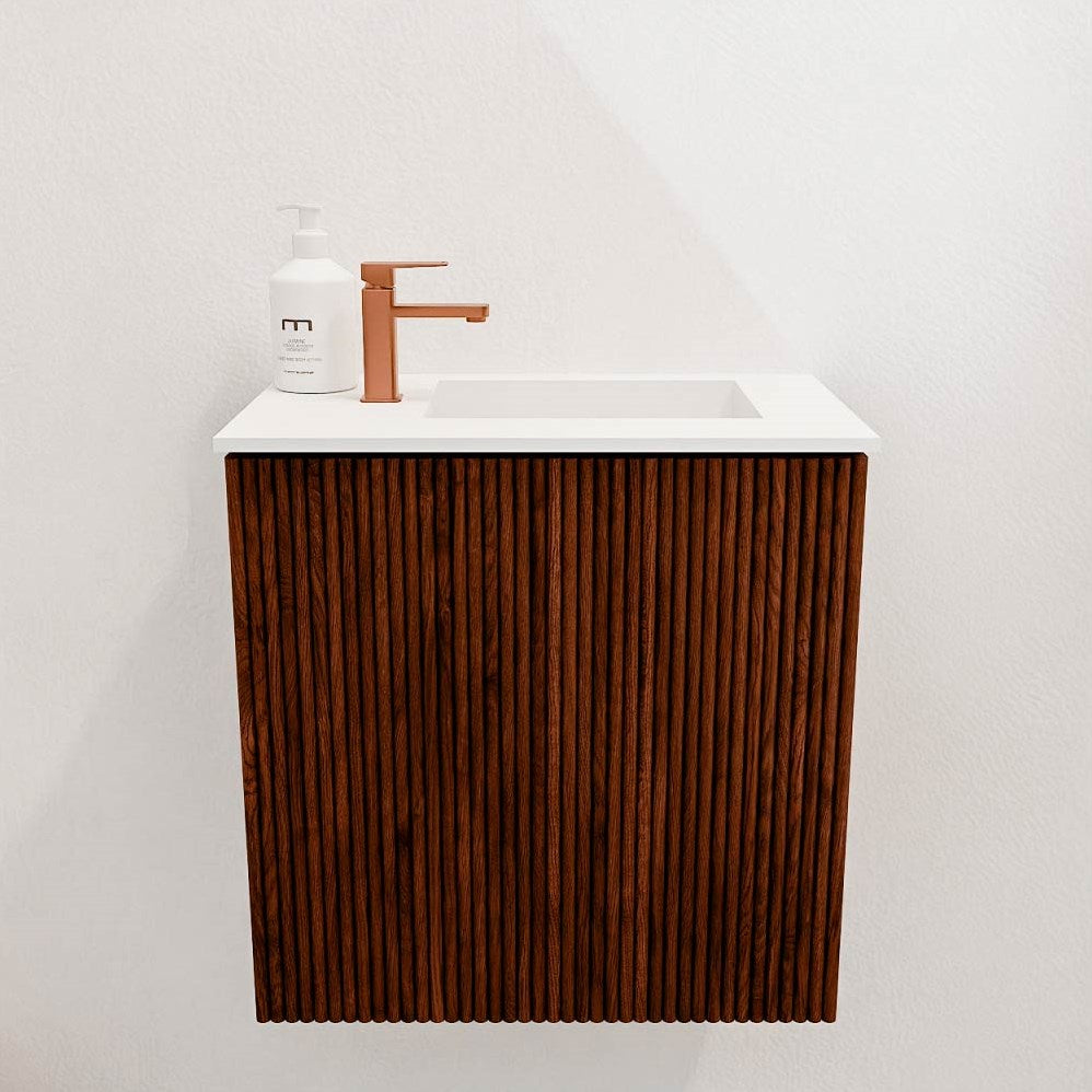 JOYA 40cm toiletmeubel kleur Ruby. Wastafel FAYE positie Rechts 1 kraangat kleur Talc.