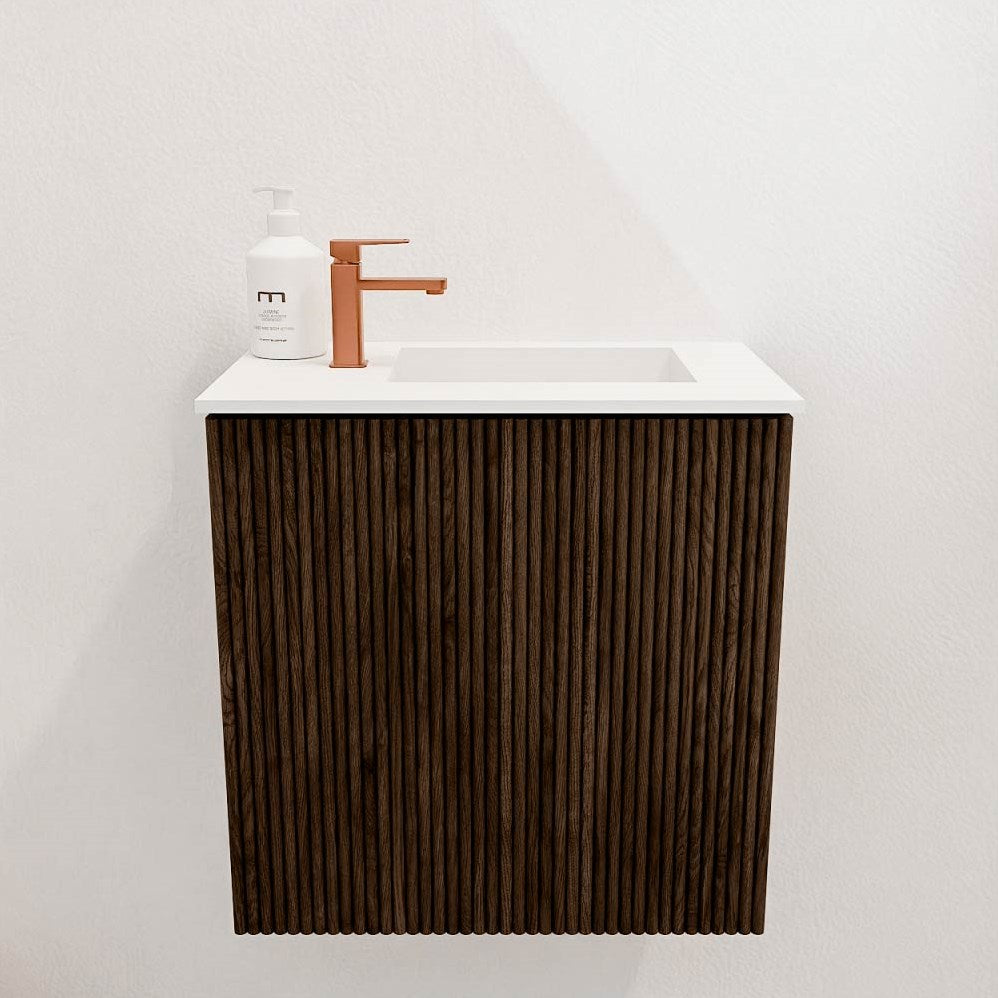 JOYA 40cm toiletmeubel kleur Walnut. Wastafel FAYE positie Rechts 1 kraangat kleur Talc