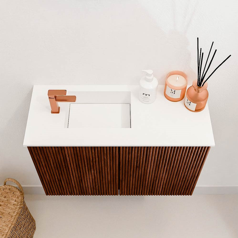 JOYA 60cm toiletmeubel kleur Ruby. Wastafel FAYE positie Links 1 kraangat kleur Talc.