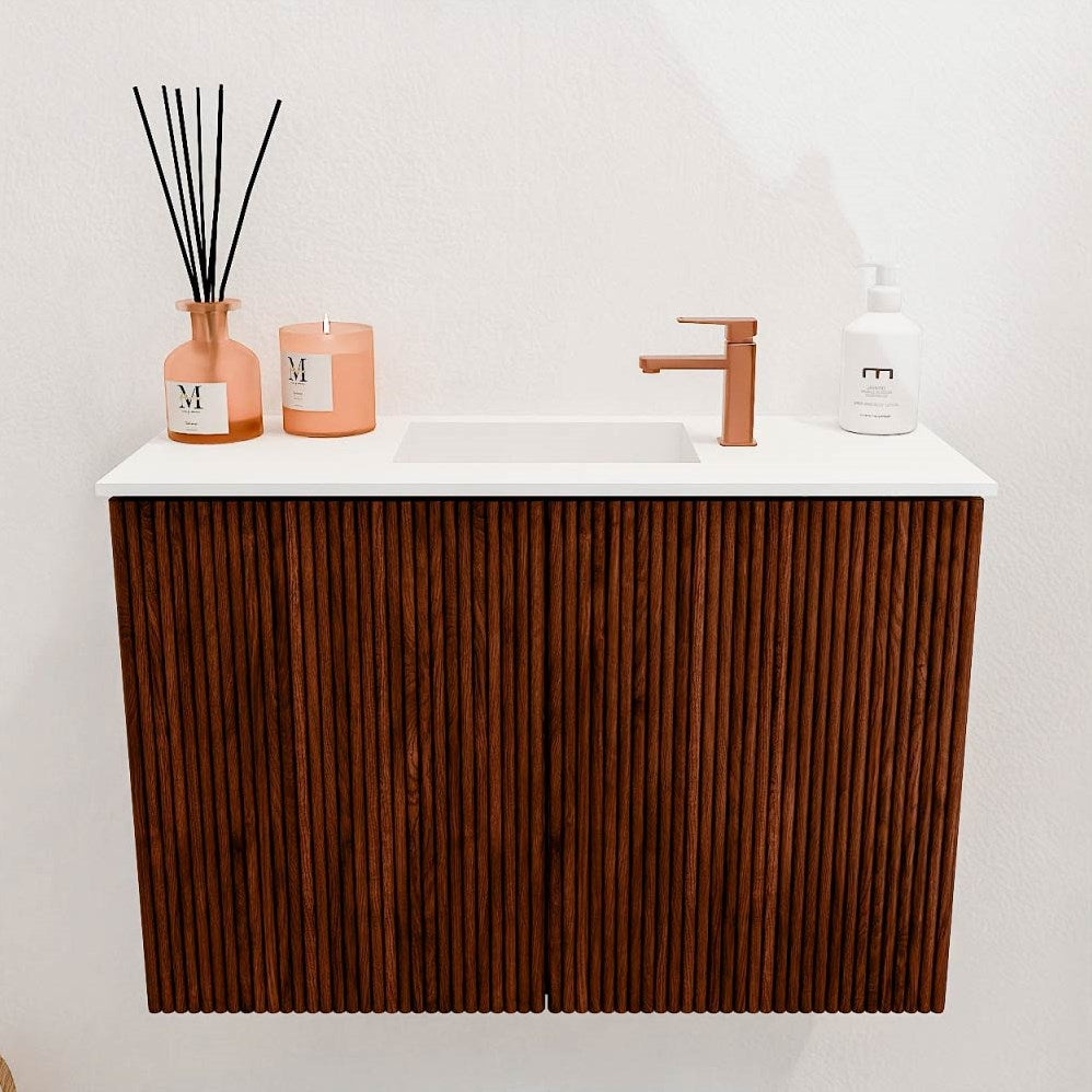 JOYA 60cm toiletmeubel kleur Ruby. Wastafel FAYE positie Midden 1 kraangat kleur Talc.