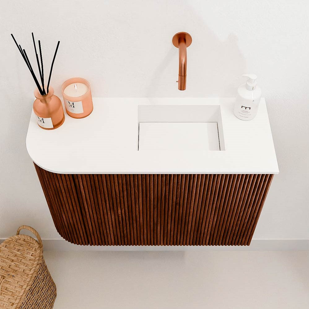 JOYA 61,6cm toiletmeubel ronding links kleur Ruby. Wastafel FAYE positie Rechts Zonder kraangat kleur Talc.
