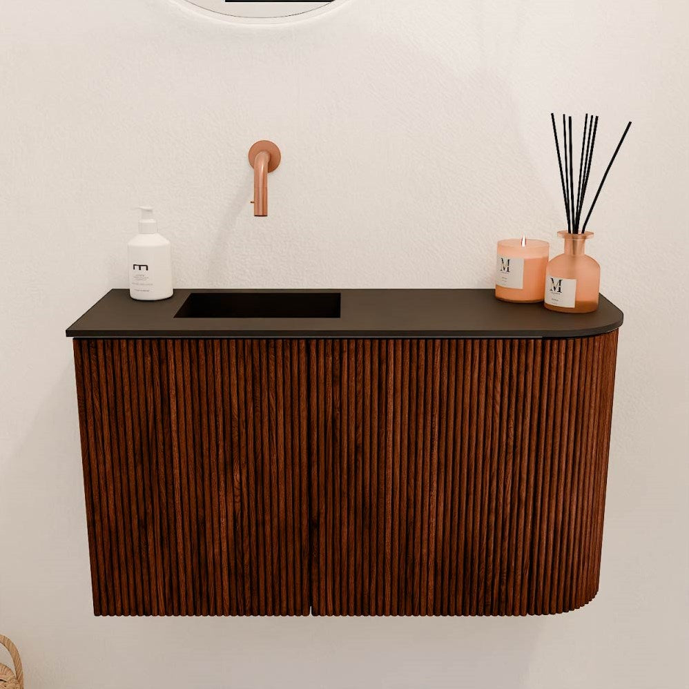 JOYA 71,6cm toiletmeubel ronding rechts kleur Ruby. Wastafel FAYE positie Links Zonder kraangat kleur Urban.