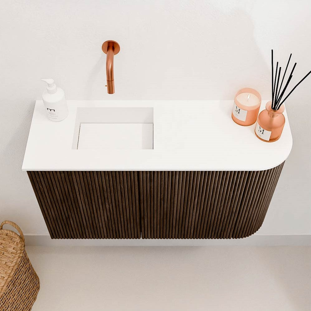 JOYA 71,6cm toiletmeubel ronding rechts kleur Walnut. Wastafel FAYE positie Links Zonder kraangat kleur Talc.