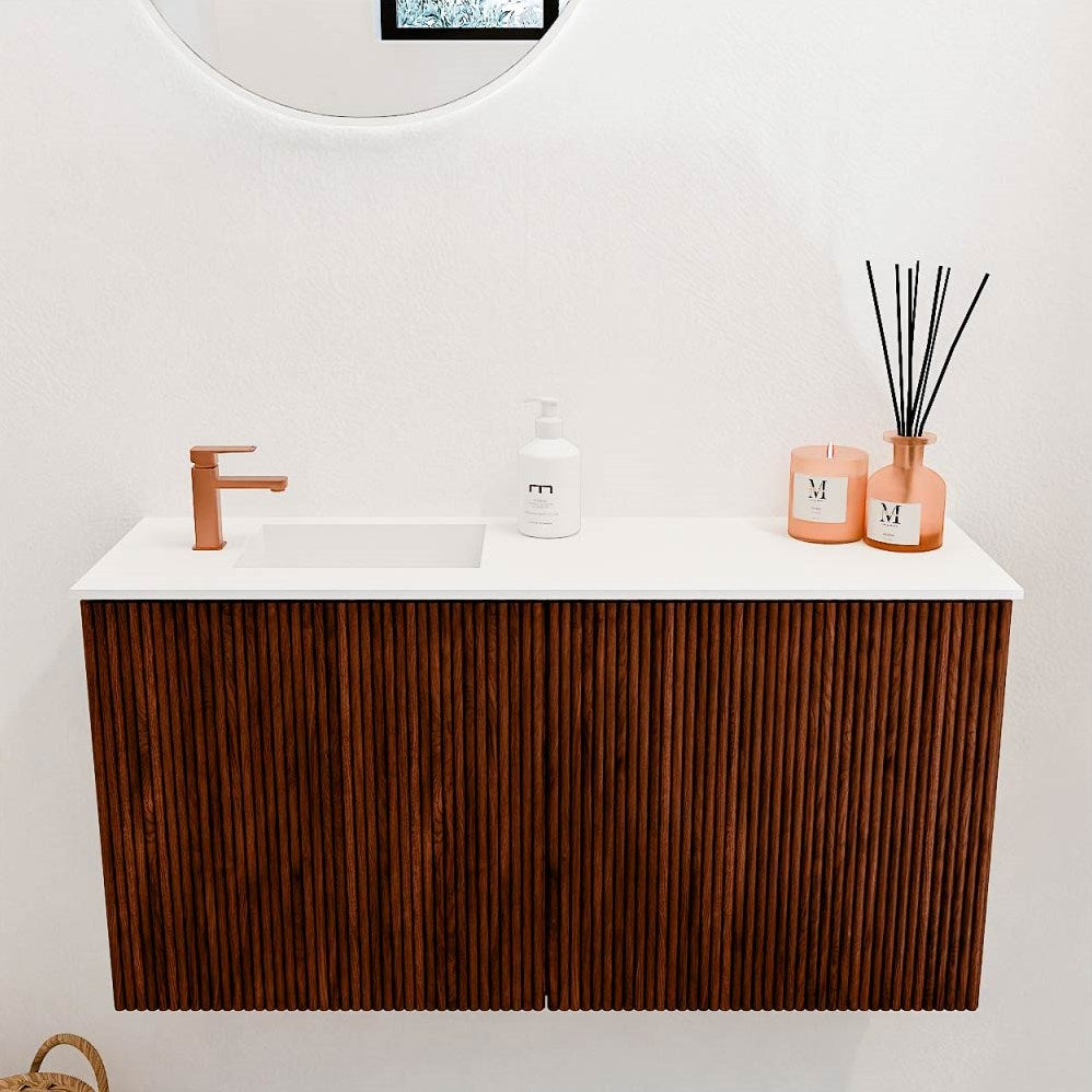 JOYA 80cm toiletmeubel kleur Ruby. Wastafel FAYE positie Links 1 kraangat kleur Talc.