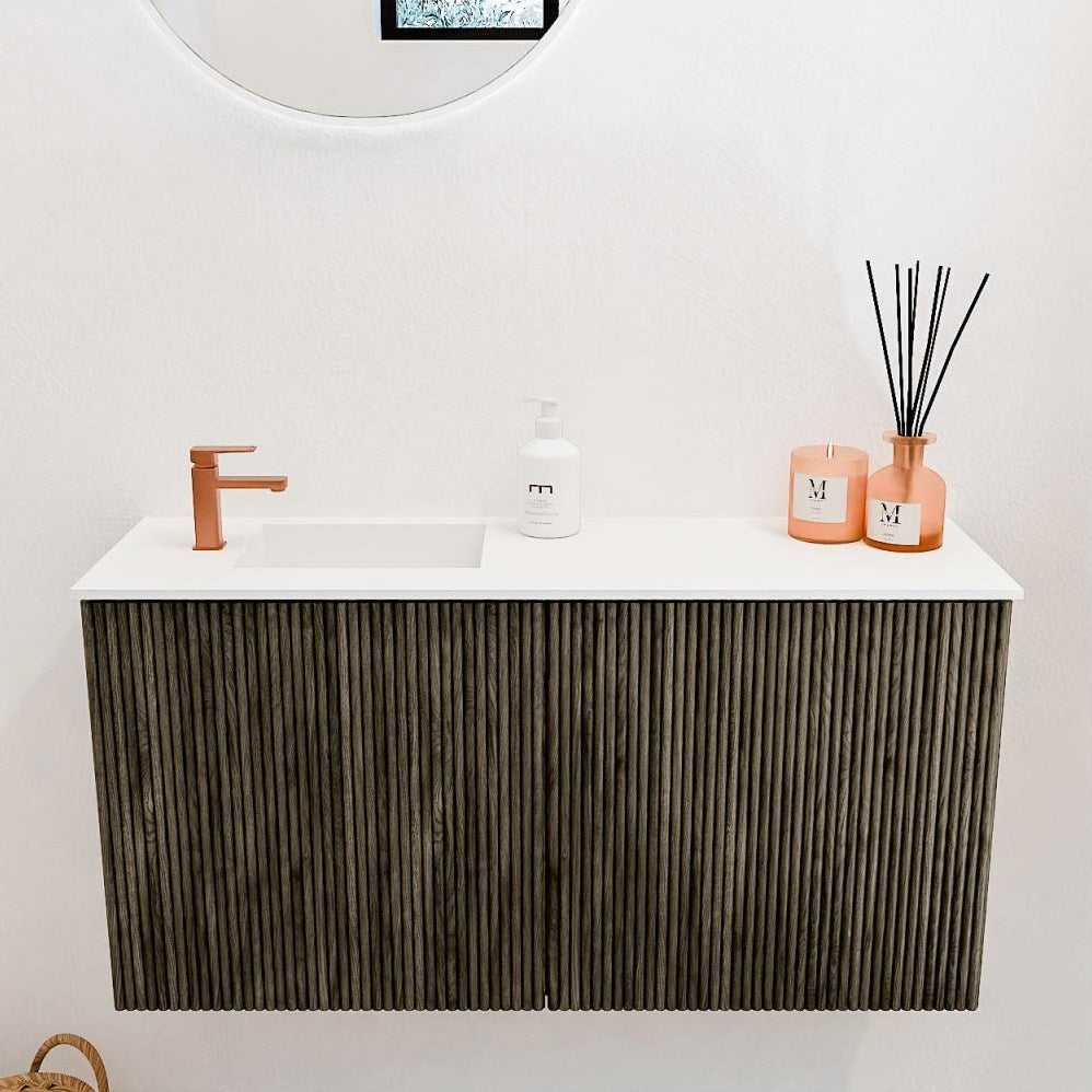 JOYA 80cm toiletmeubel kleur Shadow. Wastafel FAYE positie Links 1 kraangat kleur Talc.