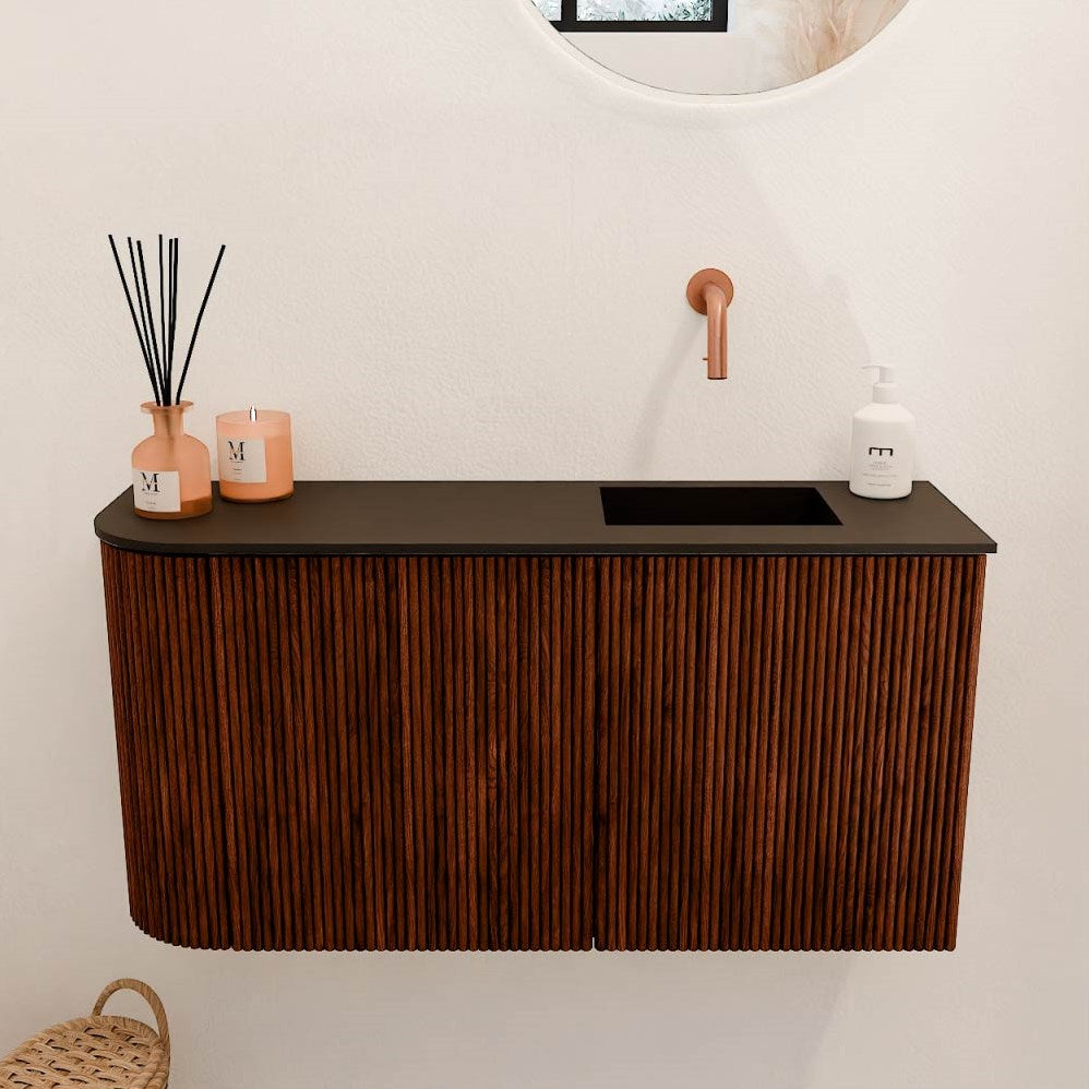 JOYA 81,6cm toiletmeubel ronding links kleur Ruby. Wastafel FAYE positie Rechts Zonder kraangat kleur Urban.