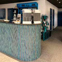 The Mosaic Factory Sevilla Mozaïek Tegel Ovaal Vinger - Azuur Blauw Gespikkeld Porselein Geglazuurd 300x300 mm